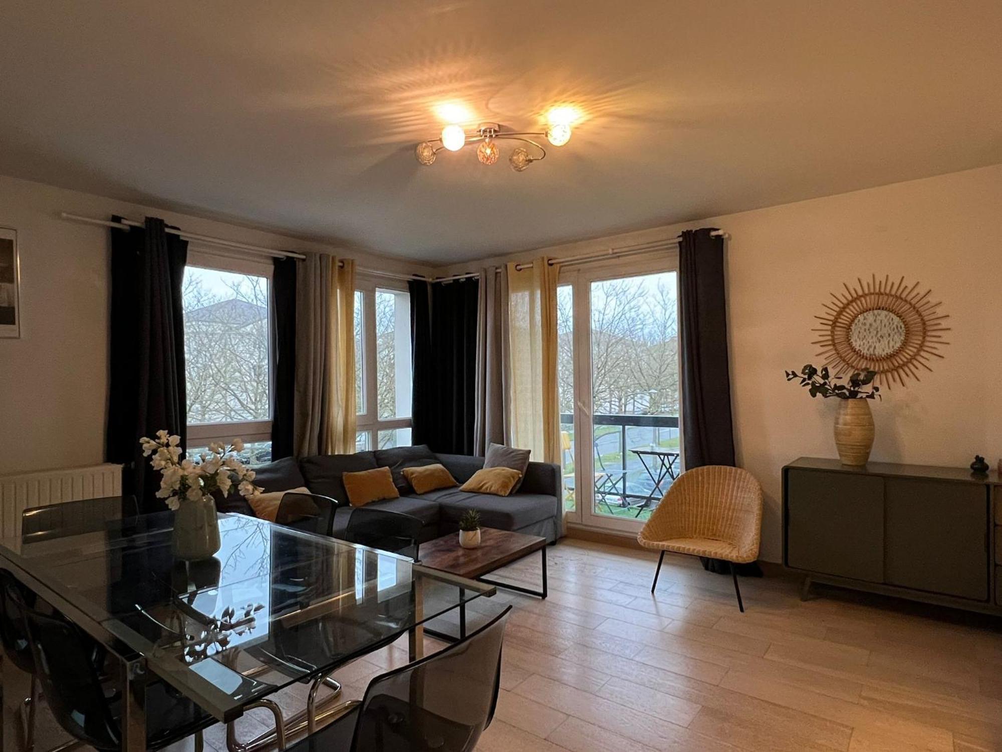 Beautiful T4 Appartement 8 Personnes Proche Disney Parking Prive Bussy-Saint-Georges Exterior foto