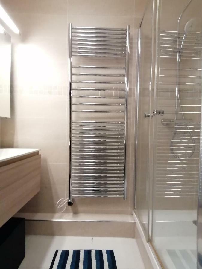 Beautiful T4 Appartement 8 Personnes Proche Disney Parking Prive Bussy-Saint-Georges Exterior foto